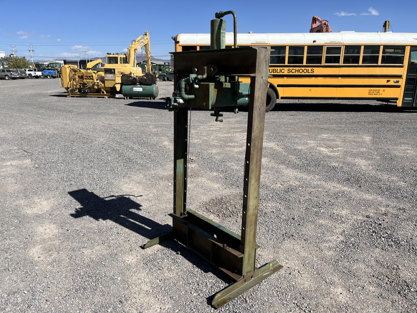 ./imagenes/INVOICE/2019/17892/PRENSA HIDRAULICA DAKE (3).JPG